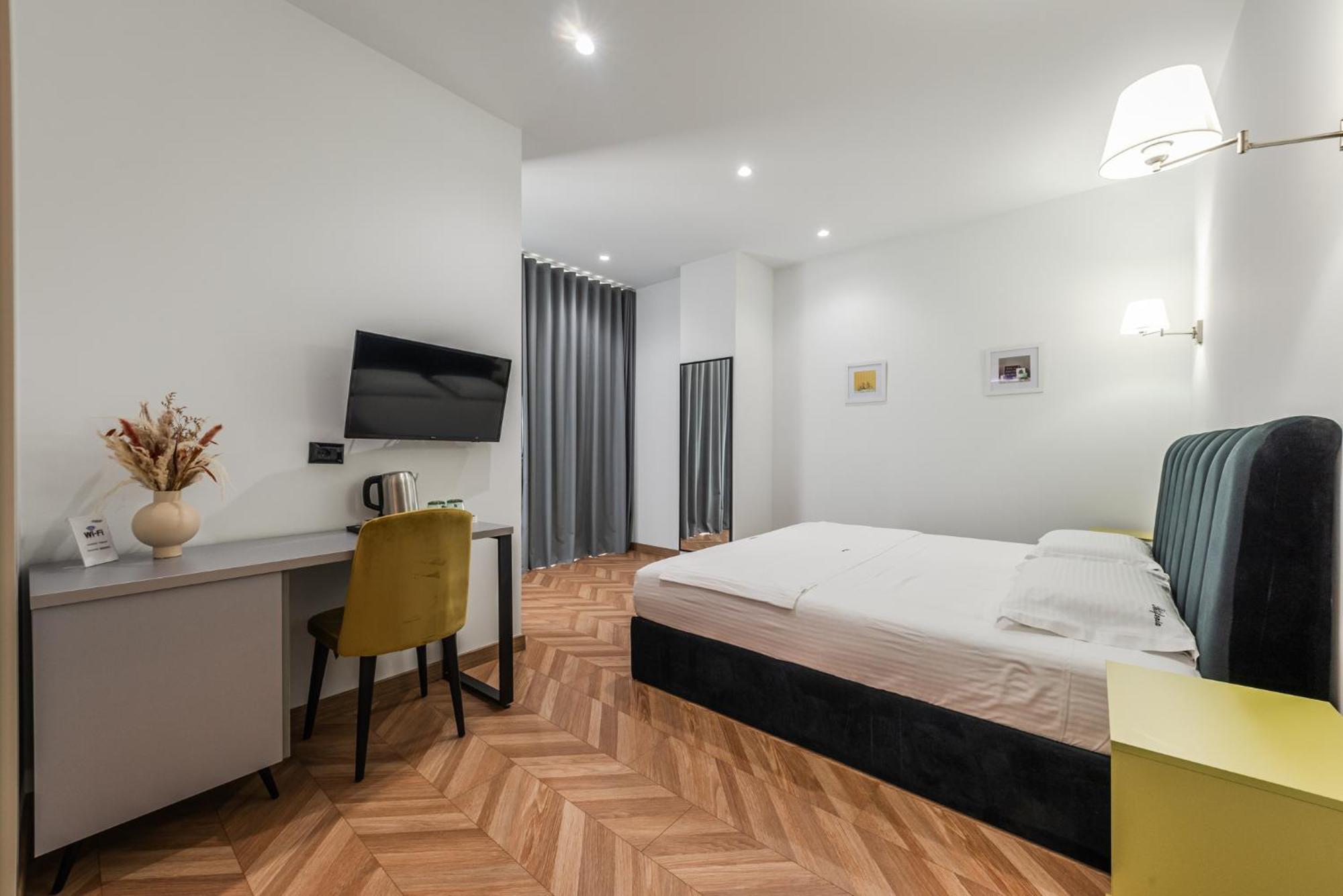 Polifonia City Loft By Kondo Stays Vlorë Exterior foto